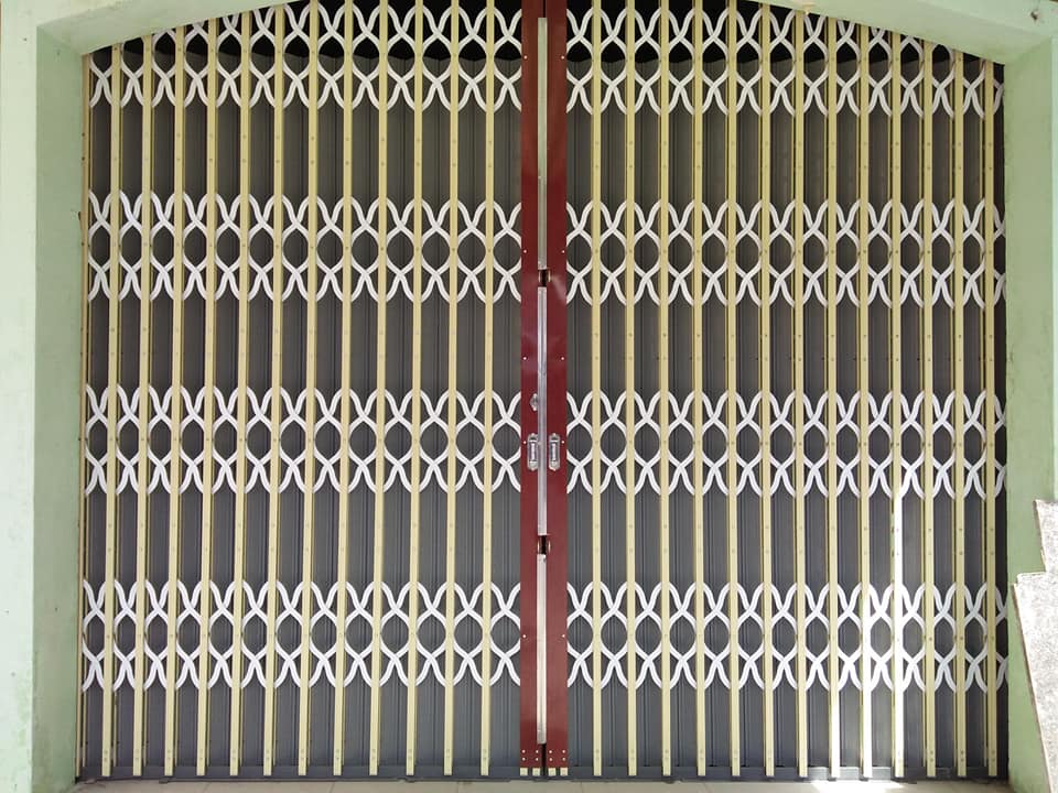 phụ kiện cửa sắt kéo